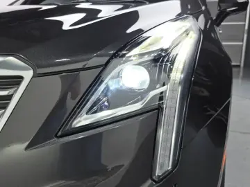 2019 Cadillac XT5 с пробегом 111 694 км