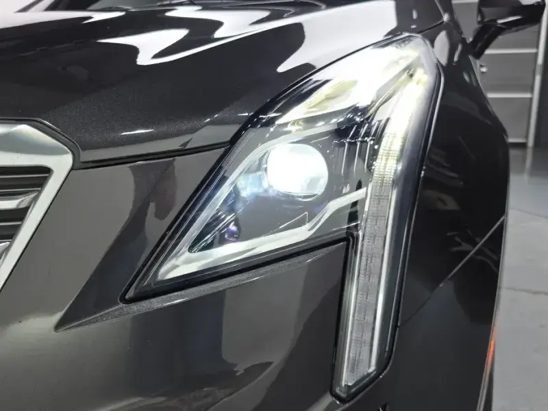 2019 Cadillac XT5 с пробегом 111 694 км