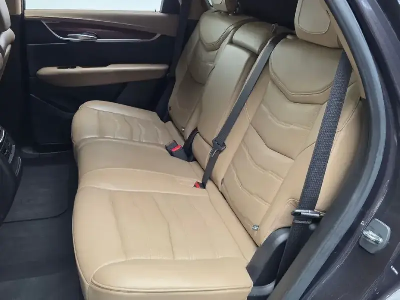 2019 Cadillac XT5 с пробегом 111 694 км