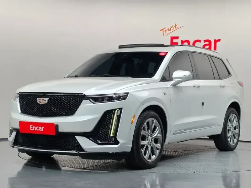 2020 Cadillac XT6 с пробегом 99 764 км