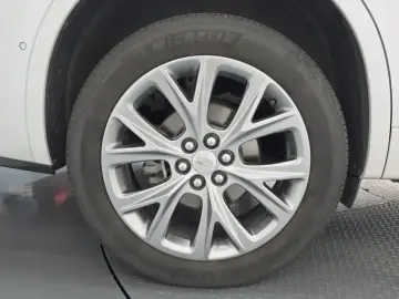 2020 Cadillac XT6 с пробегом 99 764 км