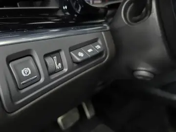 2020 Cadillac XT6 с пробегом 99 764 км