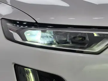 2020 Cadillac XT6 с пробегом 99 764 км