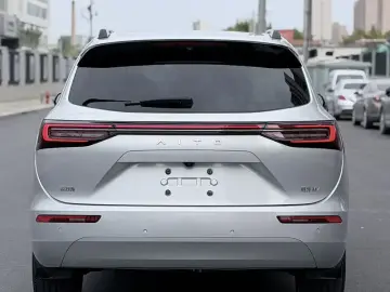 2024 Aito AITO M7 с пробегом 30 000 км