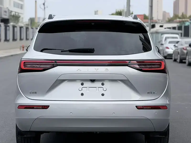 2024 Aito AITO M7 с пробегом 30 000 км