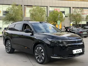 2024 Aito AITO M7 с пробегом 55 000 км