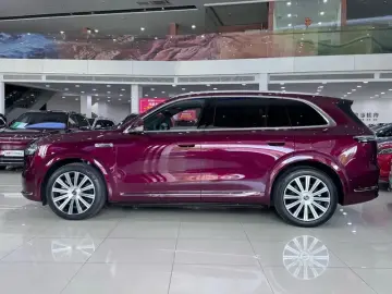 2026 Aito AITO M7 с пробегом 11 000 км