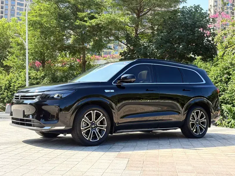 2024 Aito AITO M7 с пробегом 31 300 км