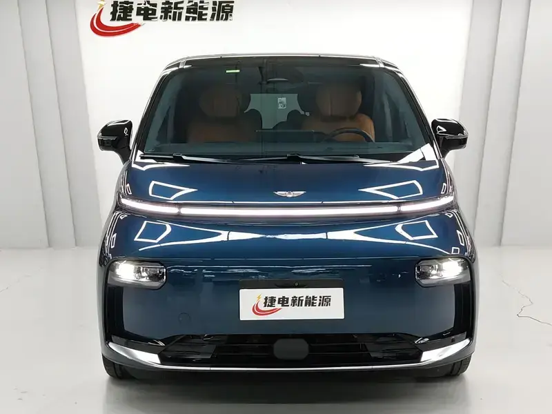 2024 Geely Yizhen L380 с пробегом 56 600 км