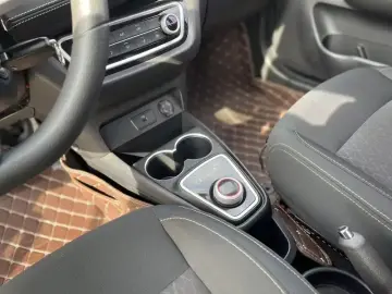 2019 JAC JAC iEV6E с пробегом 46 000 км