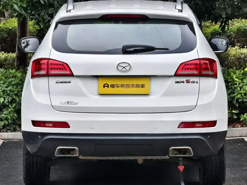 2015 JAC Refine S5 с пробегом 136 000 км