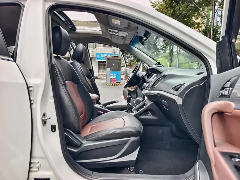 2015 JAC Refine S5 с пробегом 136 000 км