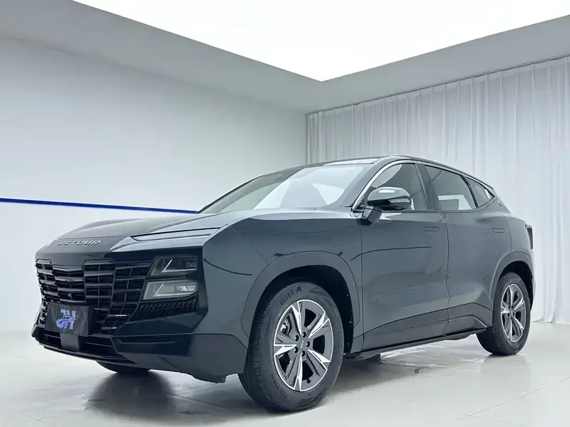 2023 JETOUR Dasheng i-DM с пробегом 33 000 км