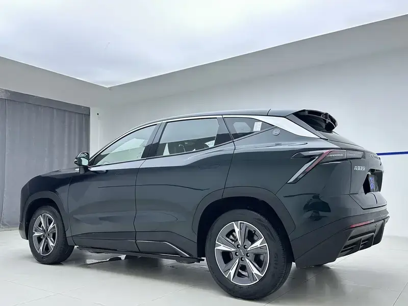2023 JETOUR Dasheng i-DM с пробегом 33 000 км