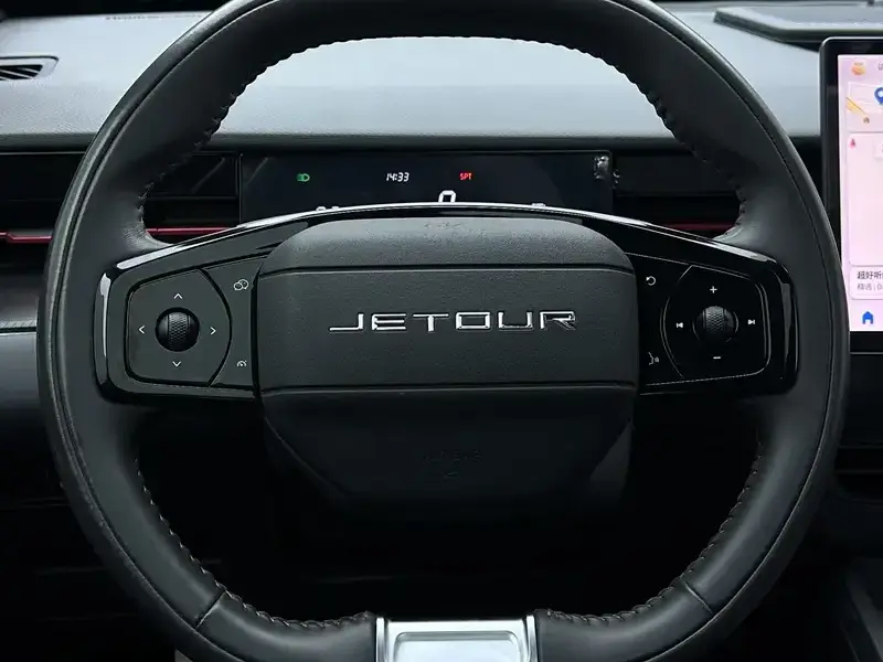 2023 JETOUR Dasheng i-DM с пробегом 33 000 км