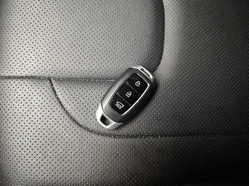 2023 Hyundai Elantra Plug-in Hybrid с пробегом 68 700 км