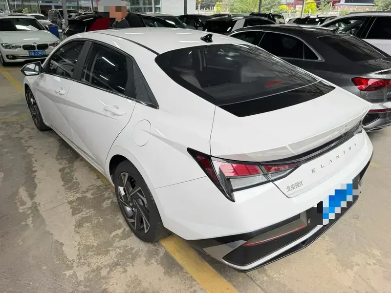 2023 Hyundai Elantra Plug-in Hybrid с пробегом 40 000 км