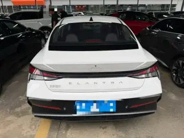 2023 Hyundai Elantra Plug-in Hybrid с пробегом 40 000 км