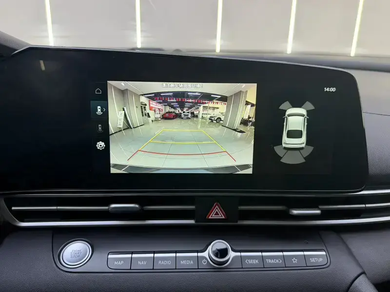 2023 Hyundai Elantra Plug-in Hybrid с пробегом 50 000 км