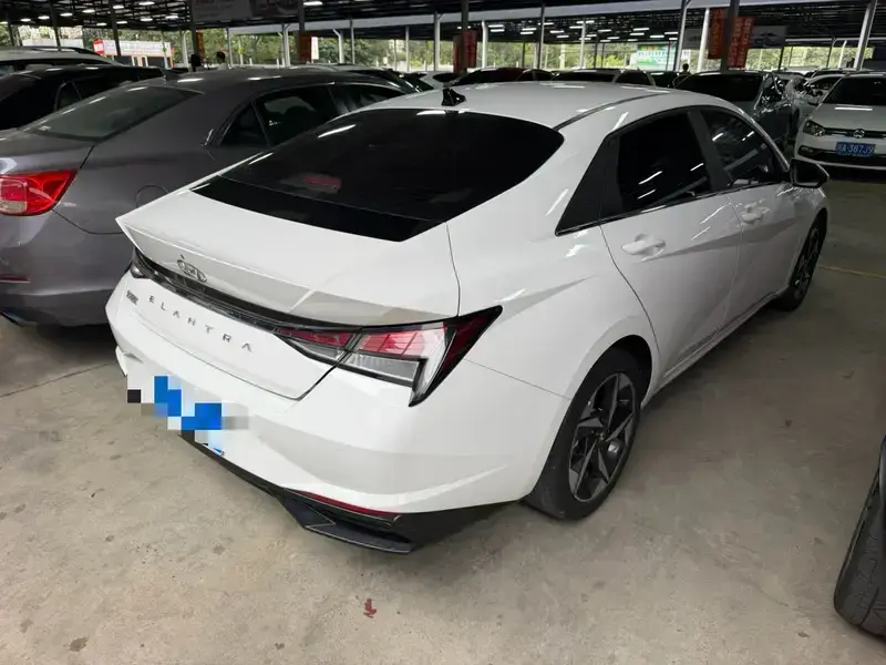 2022 Hyundai Elantra Plug-in Hybrid с пробегом 45 000 км