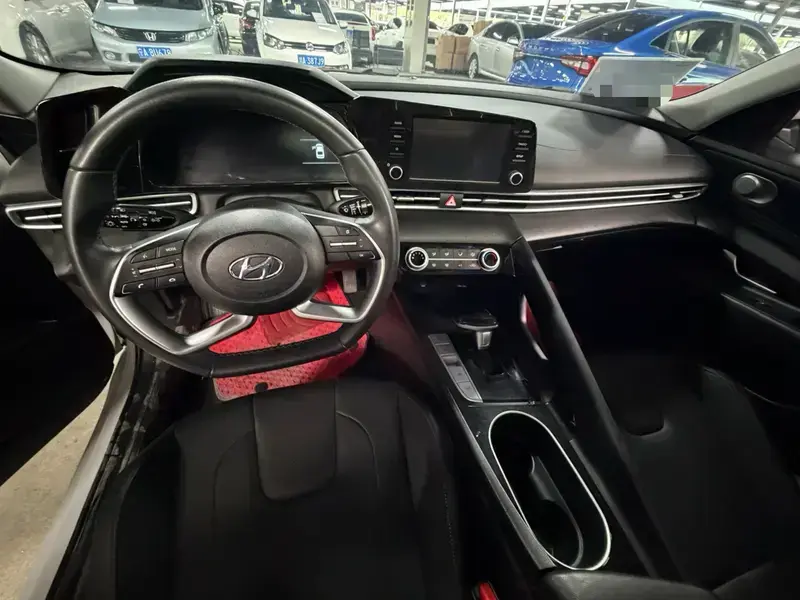 2022 Hyundai Elantra Plug-in Hybrid с пробегом 45 000 км