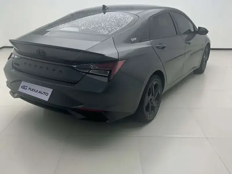 2022 Hyundai Elantra Plug-in Hybrid с пробегом 22 000 км