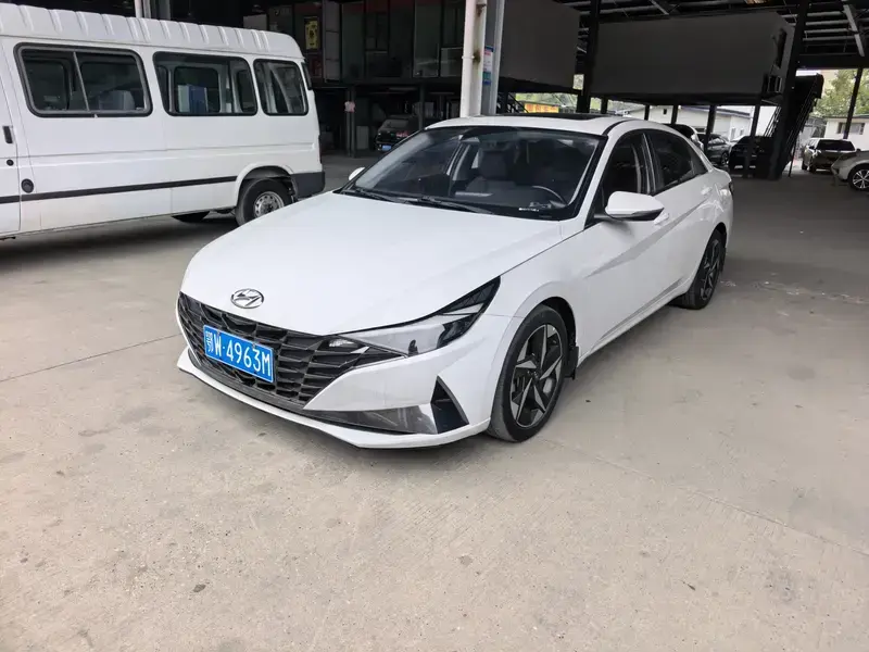 2022 Hyundai Elantra Plug-in Hybrid с пробегом 70 000 км