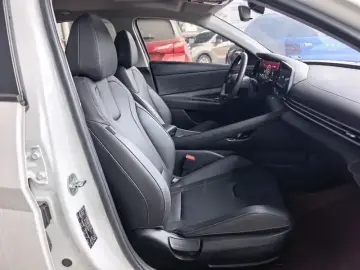 2022 Hyundai Elantra Plug-in Hybrid с пробегом 70 000 км