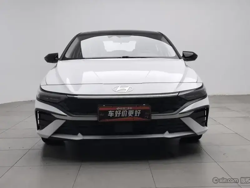 2023 Hyundai Elantra Plug-in Hybrid с пробегом 17 000 км