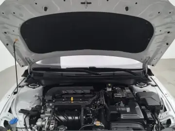 2023 Hyundai Elantra Plug-in Hybrid с пробегом 17 000 км