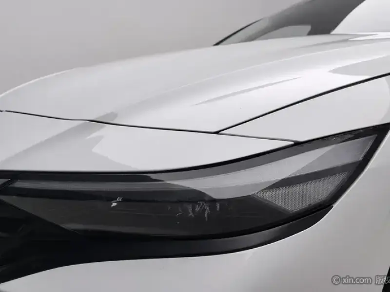 2023 Hyundai Elantra Plug-in Hybrid с пробегом 17 000 км