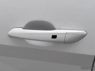 2023 Hyundai Elantra Plug-in Hybrid с пробегом 17 000 км