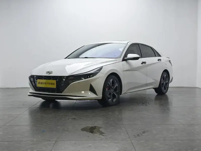 2021 Hyundai Elantra Plug-in Hybrid с пробегом 73 600 км