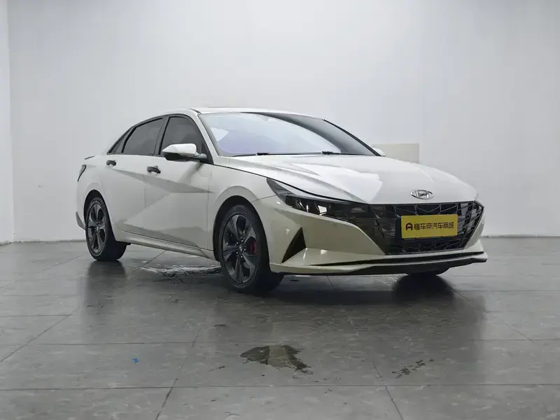 2021 Hyundai Elantra Plug-in Hybrid с пробегом 73 600 км