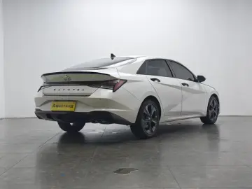 2021 Hyundai Elantra Plug-in Hybrid с пробегом 73 600 км