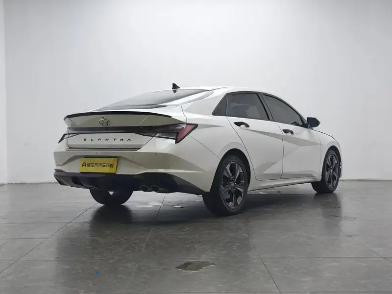 2021 Hyundai Elantra Plug-in Hybrid с пробегом 73 600 км