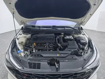 2021 Hyundai Elantra Plug-in Hybrid с пробегом 73 600 км