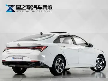 2022 Hyundai Elantra Plug-in Hybrid с пробегом 56 300 км