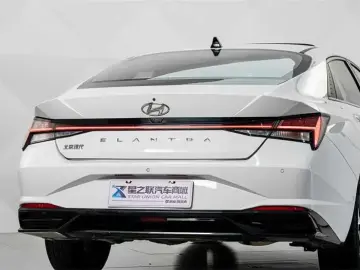 2022 Hyundai Elantra Plug-in Hybrid с пробегом 56 300 км