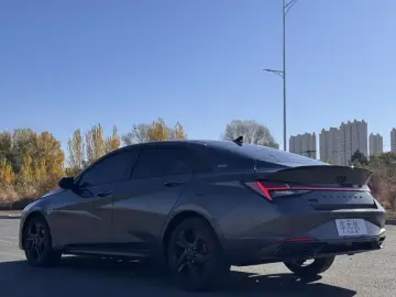 2022 Hyundai Elantra Plug-in Hybrid с пробегом 19 000 км