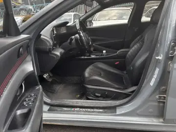2021 Hyundai Elantra Plug-in Hybrid с пробегом 67 800 км