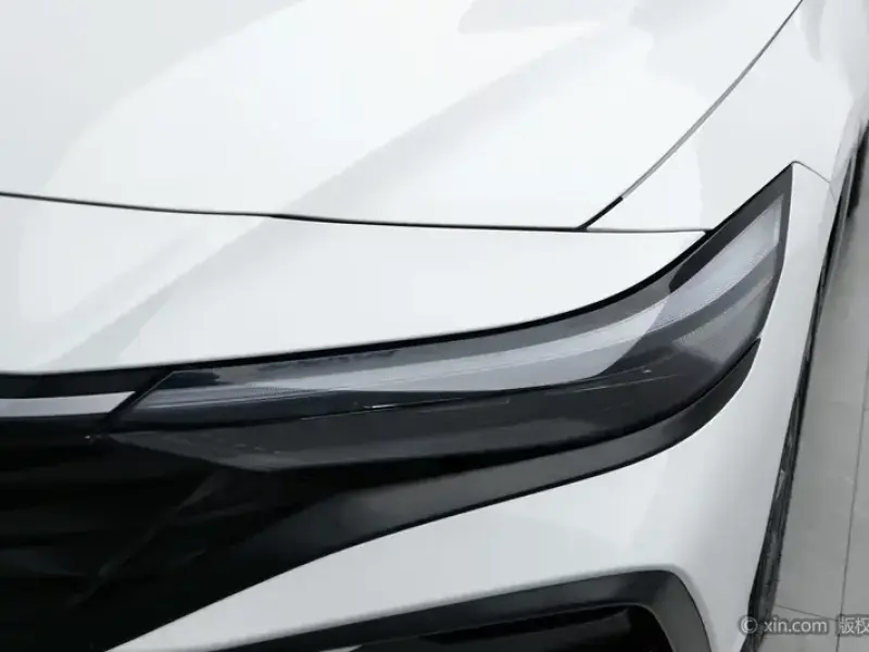 2023 Hyundai Elantra Plug-in Hybrid с пробегом 9 900 км