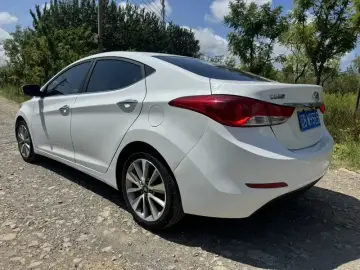 2015 Hyundai Langdong с пробегом 150 000 км