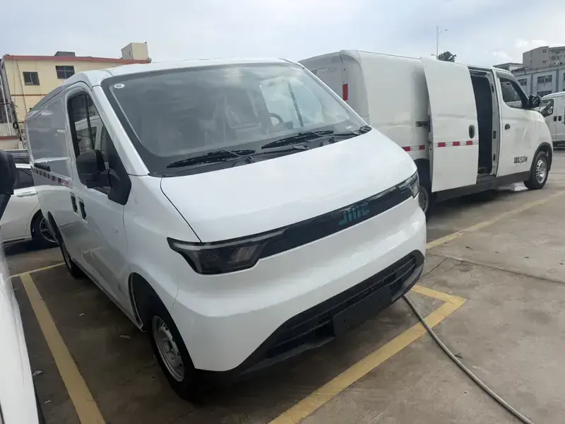 2025 JMC E-Fushun с пробегом 100 км