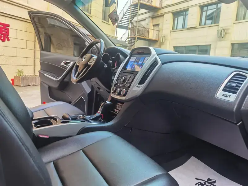 2014 JMC Yusheng S350 с пробегом 81 500 км