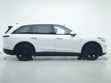 2026 Nio Ledo L80 с пробегом 1 200 км