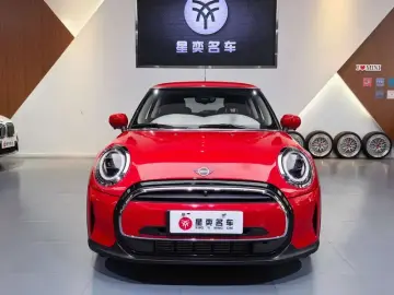 2023 Mini MINI с пробегом 36 000 км