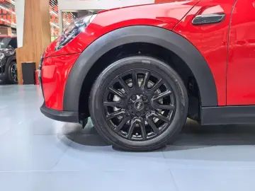 2023 Mini MINI с пробегом 36 000 км