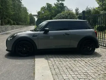 2022 Mini MINI с пробегом 50 000 км