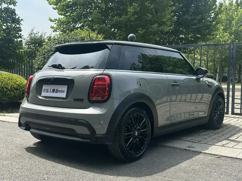 2022 Mini MINI с пробегом 50 000 км